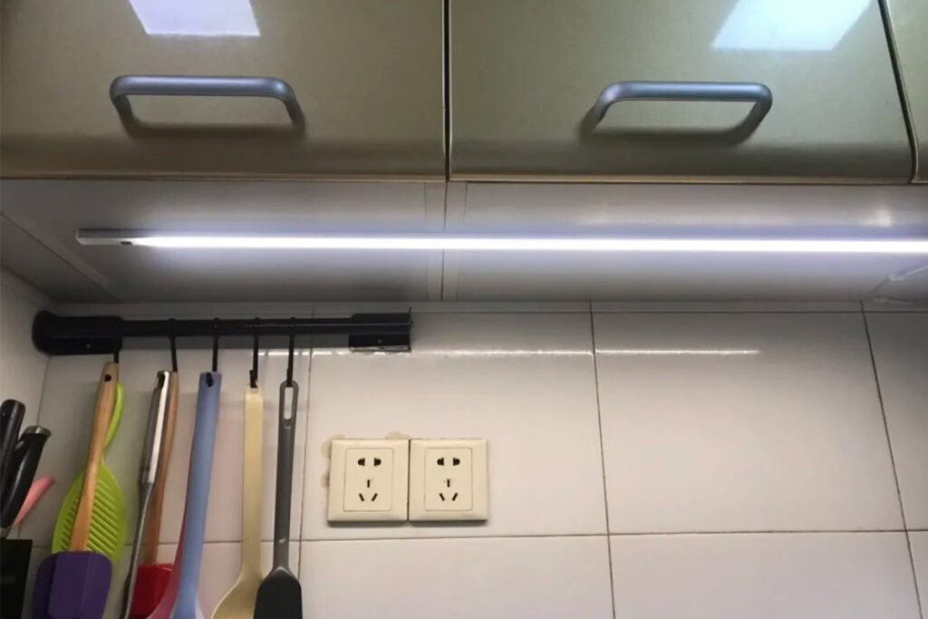 Safe & Certified Under Cabinet Lighting